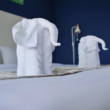 Guan Chao Yin Hotel Patong Buitenkant foto
